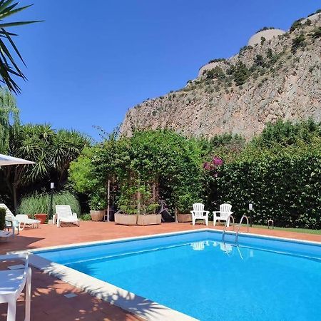 Da Nonna Cettina Appartamento In Villa Con Piscina パレルモ エクステリア 写真
