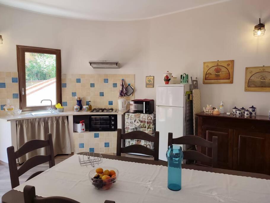 Da Nonna Cettina Appartamento In Villa Con Piscina パレルモ エクステリア 写真